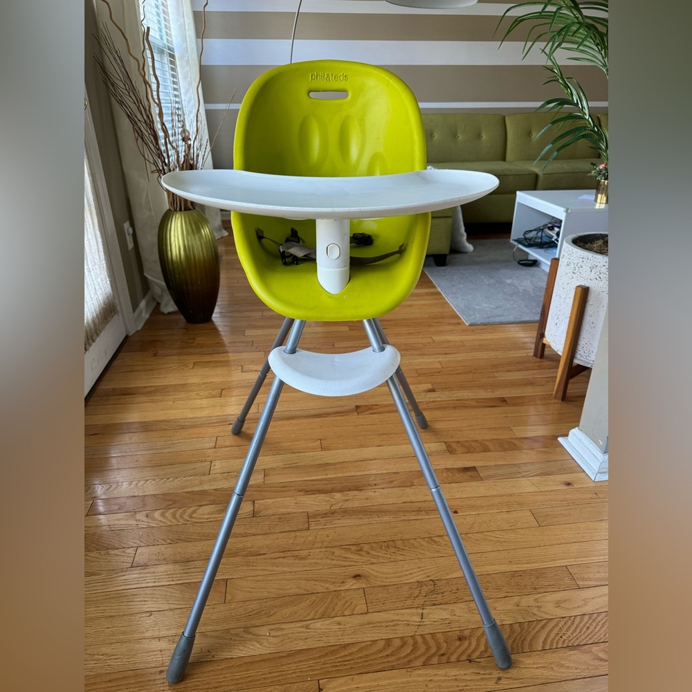 Phil and Ted's Convertible HighChair